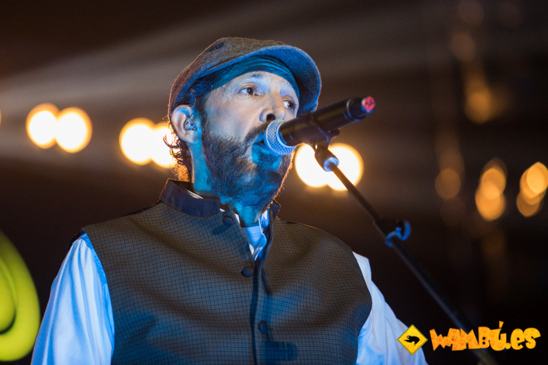 Juan Luis Guerra alegró la noche madrileña con sus grandes canciones